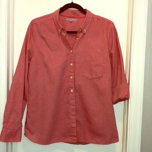 Gap button down shirt size L